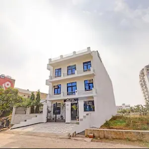  Hostel Olive Tree India